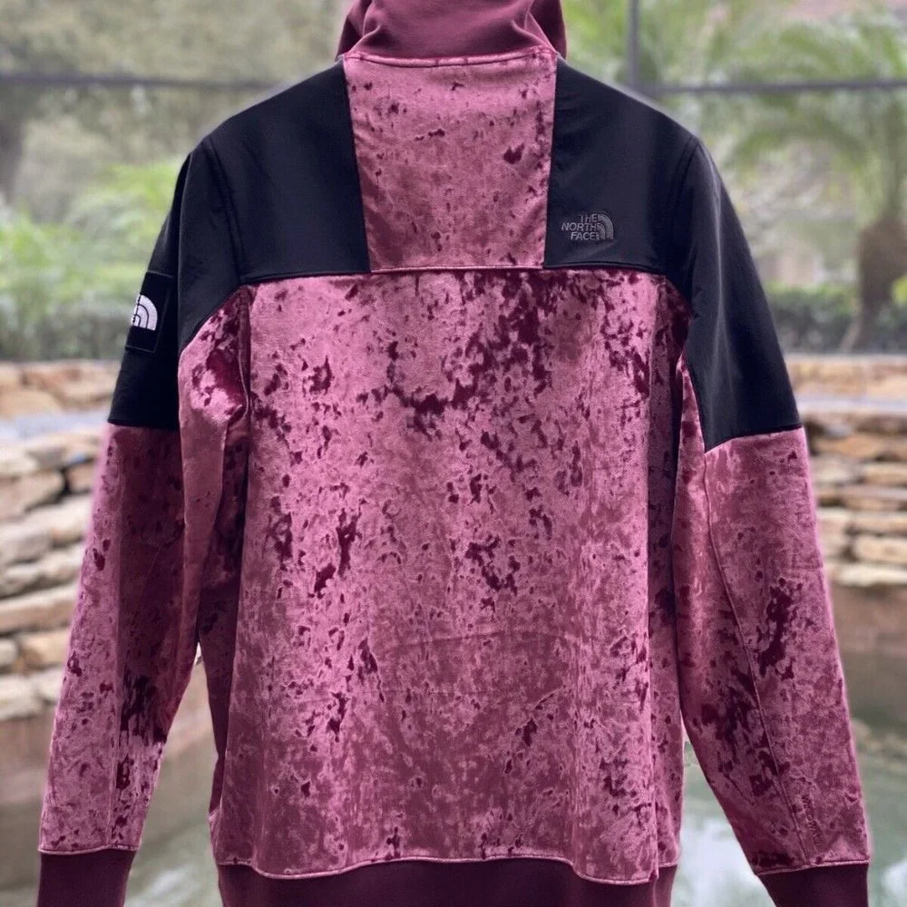 THE NORTH‎ FACE CITY VELVET TRACK JACKET